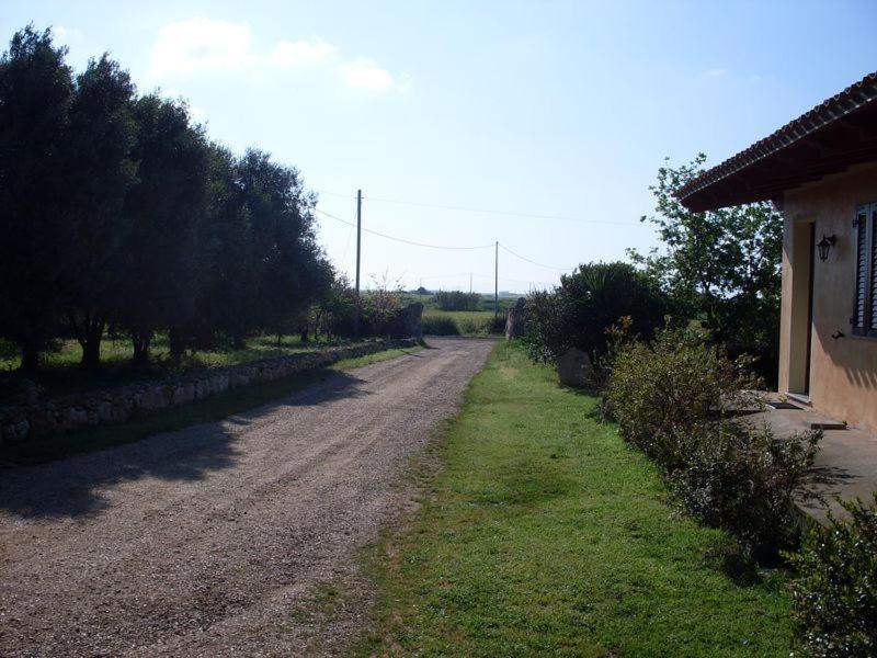 Agriturismo Bachile Bertula Villa Риола Сардо Екстериор снимка